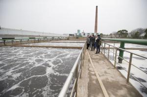 黃總帶德國(guó)外商參觀污水處理工藝